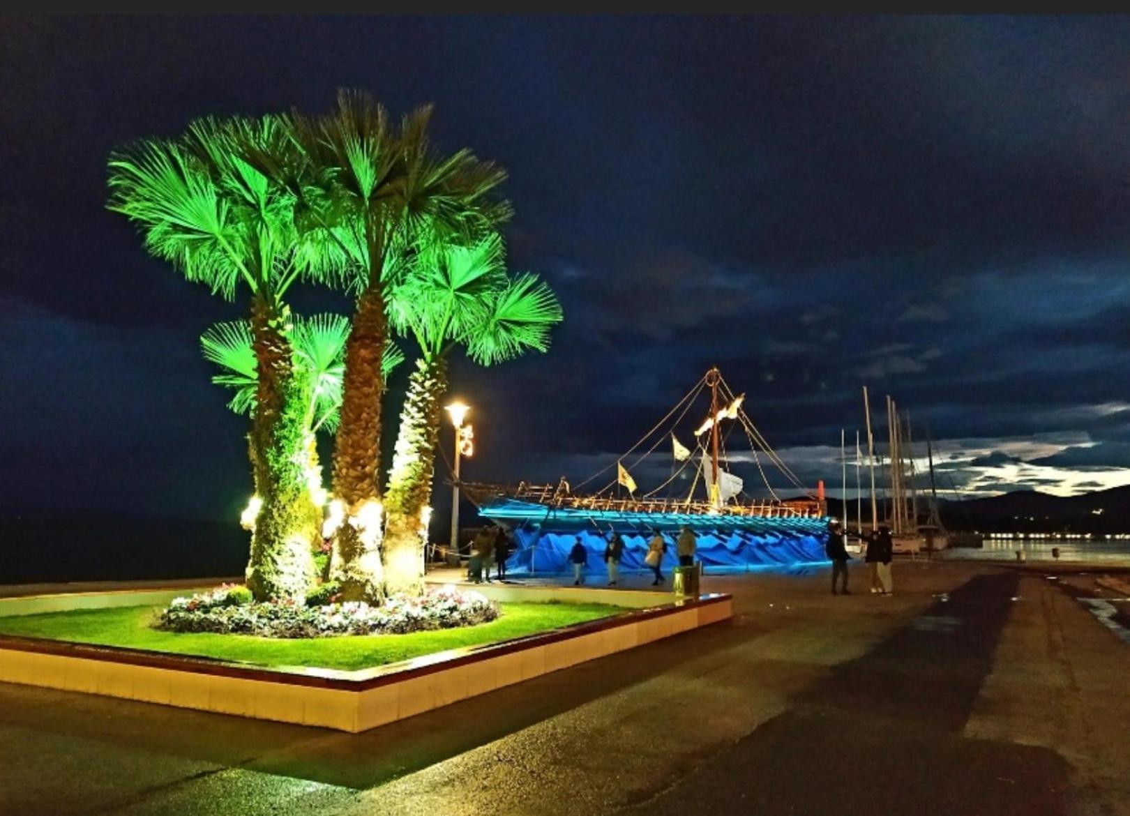 Zoi'S Central Home Volos Exterior photo