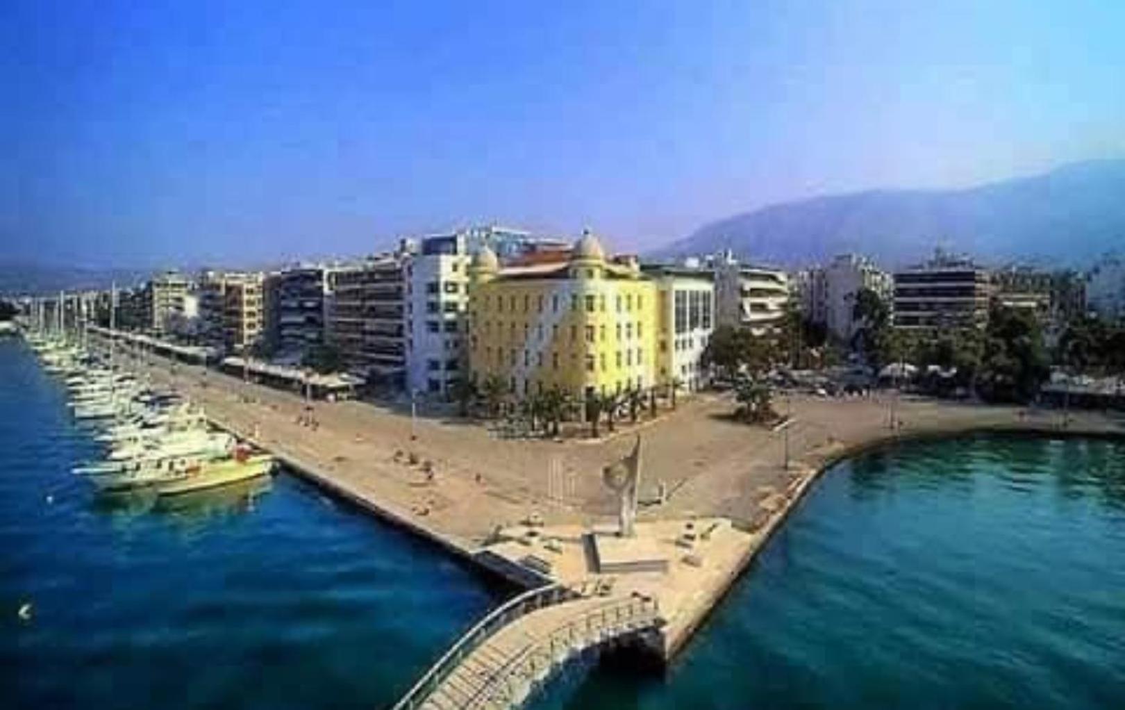 Zoi'S Central Home Volos Exterior photo
